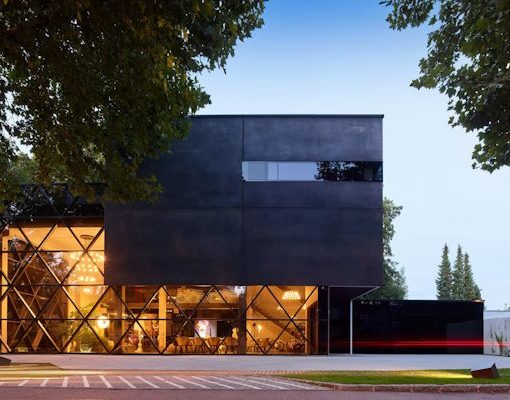 Extraordinary Modern Lair for sale near Munich sml