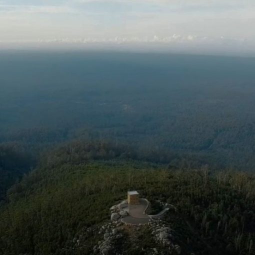 Mountaintop Lair Rental in Tasmania Australia 1
